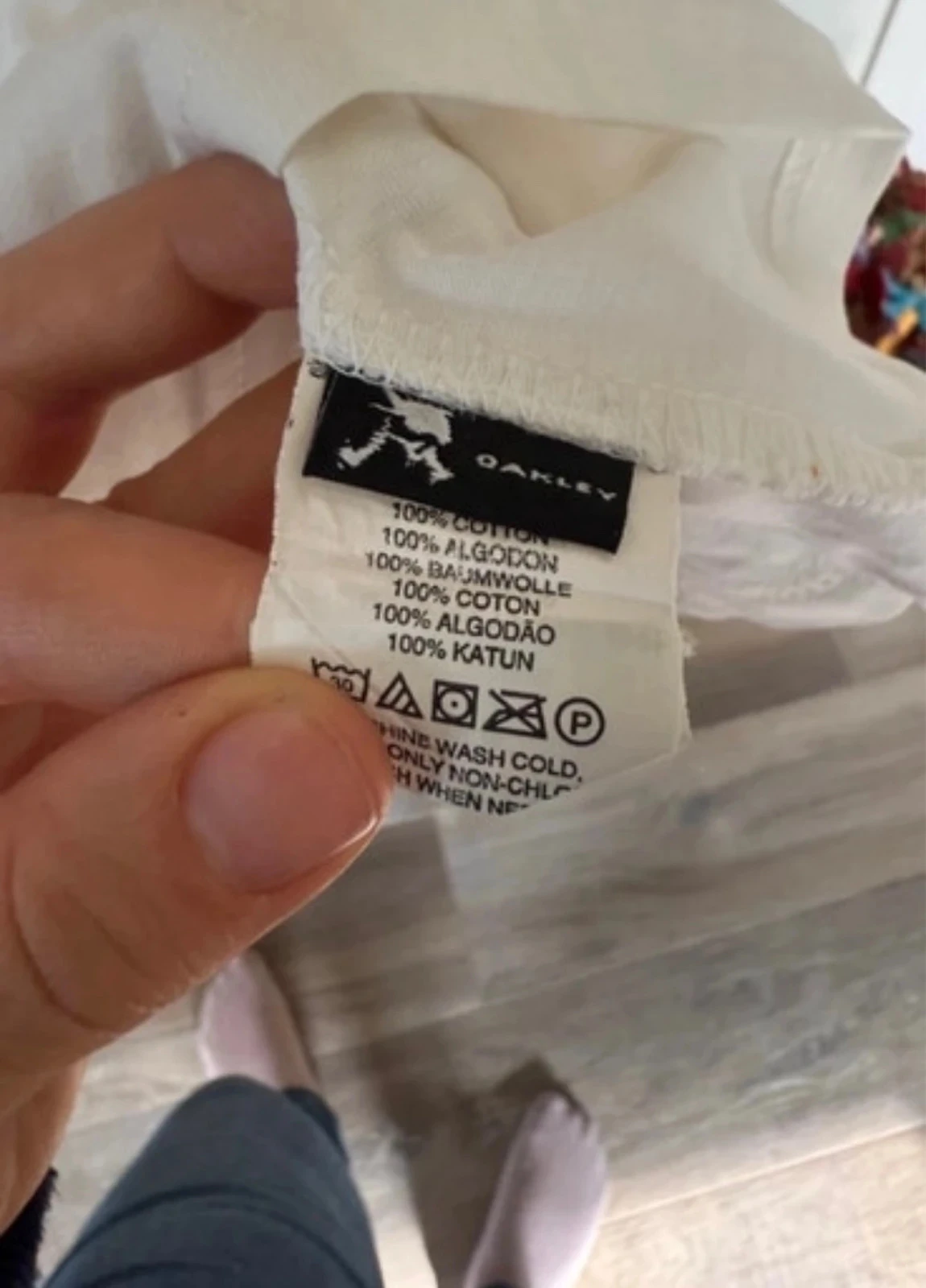 T-shirt – photo 3
